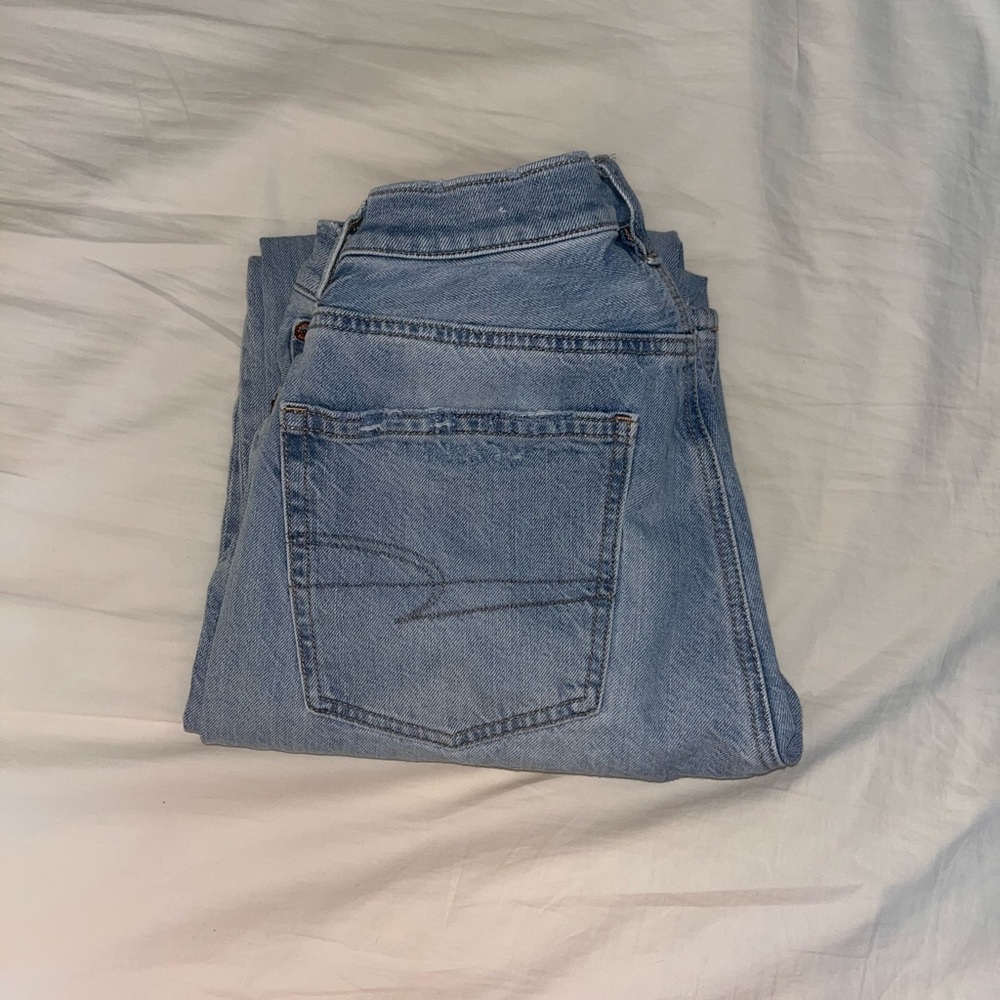 american eagle mom jeans